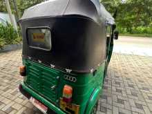 https://riyasewana.com/uploads/bajaj-re-2-2006-2620390612602.jpg