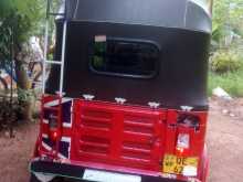 https://riyasewana.com/uploads/bajaj-re-2-2006-2818080212314.jpg