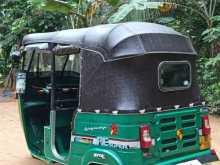 https://riyasewana.com/uploads/bajaj-re-2-2006-311302512653.jpg