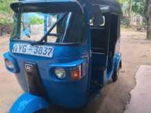 Bajaj RE 2 Stroke 2011 Three Wheel