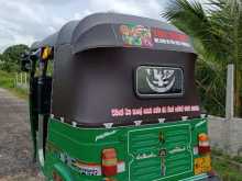 https://riyasewana.com/uploads/bajaj-re-2-201255534572.jpg