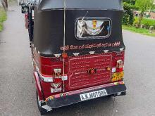 https://riyasewana.com/uploads/bajaj-re-2-201948577005.jpg