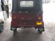 https://riyasewana.com/uploads/bajaj-re-2-211347234573.jpg
