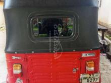 https://riyasewana.com/uploads/bajaj-re-2-2171822485219.jpg