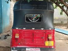 https://riyasewana.com/uploads/bajaj-re-2-221507436665.jpg