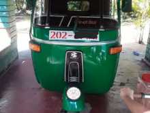 https://riyasewana.com/uploads/bajaj-re-2-22650214512.jpg