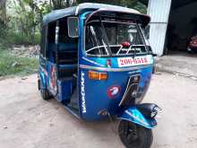 https://riyasewana.com/uploads/bajaj-re-2-2294438452.jpg