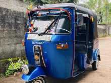 https://riyasewana.com/uploads/bajaj-re-2-2410030122322.jpg