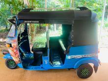 https://riyasewana.com/uploads/bajaj-re-2-2412320217035.jpg