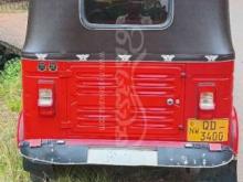https://riyasewana.com/uploads/bajaj-re-2-2782405498285.jpg