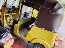 Bajaj RE 2 Stroke 2004 Three Wheel