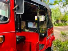 https://riyasewana.com/uploads/bajaj-re-2-2845316096.jpg