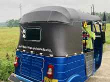 https://riyasewana.com/uploads/bajaj-re-2-28553522373.jpg