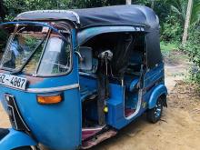 https://riyasewana.com/uploads/bajaj-re-2-310161524682.jpg
