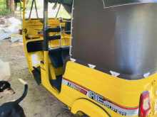 https://riyasewana.com/uploads/bajaj-re-2-812240622503.jpg