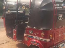 https://riyasewana.com/uploads/bajaj-re-2-9837376214.jpg
