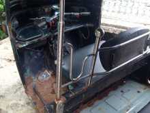 https://riyasewana.com/uploads/bajaj-re-2005-2719241912824.jpg