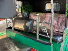 https://riyasewana.com/uploads/bajaj-re-2011-308522712073.jpg