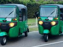 https://riyasewana.com/uploads/bajaj-re-2012-289241112352.jpg