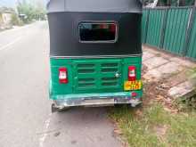 https://riyasewana.com/uploads/bajaj-re-201203594682.jpg