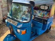 Bajaj RE 2013 Three Wheel
