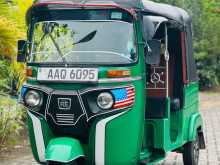 Bajaj RE 2014 Three Wheel