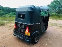 Bajaj Re 2015 Three Wheel