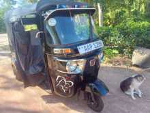 Bajaj RE 2015 Three Wheel