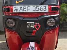 https://riyasewana.com/uploads/bajaj-re-2015-67015412972.jpg