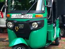 Bajaj RE 2015 Three Wheel