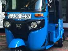 Bajaj RE 2017 Three Wheel