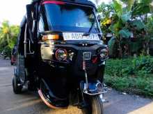 Bajaj RE 2017 Three Wheel