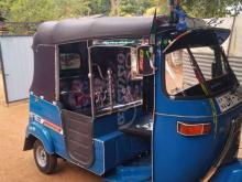 https://riyasewana.com/uploads/bajaj-re-20175027420367.jpg