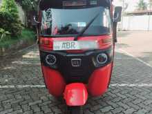 Bajaj RE 2018 Three Wheel