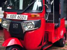 Bajaj RE 2018 Three Wheel