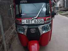 Bajaj RE 2019 Three Wheel