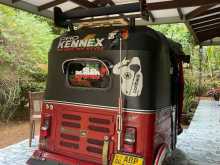 https://riyasewana.com/uploads/bajaj-re-201912324872.jpg