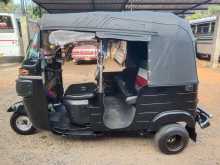 https://riyasewana.com/uploads/bajaj-re-202002544342.jpg