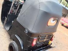 https://riyasewana.com/uploads/bajaj-re-202004226254.jpg
