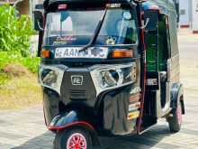 https://riyasewana.com/uploads/bajaj-re-202103434592.jpg