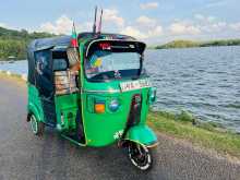 https://riyasewana.com/uploads/bajaj-re-202112364212.jpg