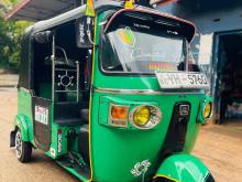 Bajaj RE 205 2011 Three Wheel