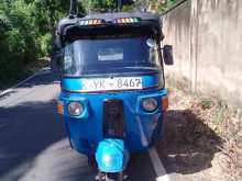 Bajaj RE 205 2011 Three Wheel