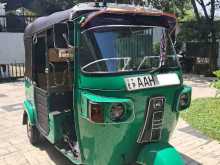https://riyasewana.com/uploads/bajaj-re-205-101148134602.jpg
