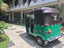 https://riyasewana.com/uploads/bajaj-re-205-101149146625.jpg