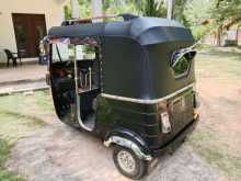https://riyasewana.com/uploads/bajaj-re-205-101204124063.jpg