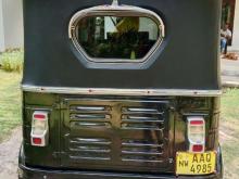 https://riyasewana.com/uploads/bajaj-re-205-101204356915.jpg