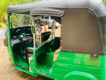 https://riyasewana.com/uploads/bajaj-re-205-1012473417636.jpg