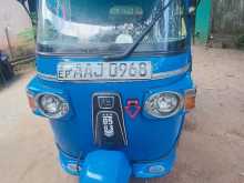 Bajaj RE 205 2013 Three Wheel