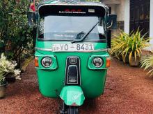Bajaj RE 205 2011 Three Wheel